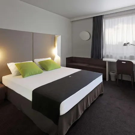 Campanile Hotel 3*
