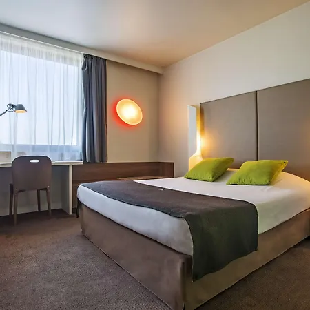 Ξενοδοχείο Campanile 3*